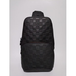 Louis Vuitton Avenue sling 