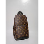 Louis Vuitton Avenue sling 
