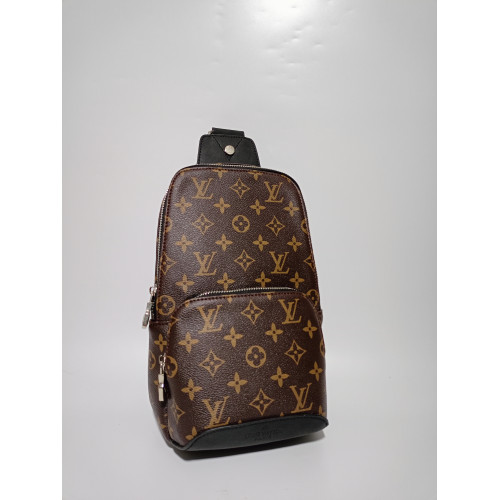 Louis Vuitton Avenue sling 